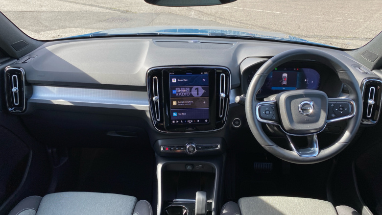 Volvo XC40 2.0 B3P Plus Dark 5dr Auto Petrol Estate